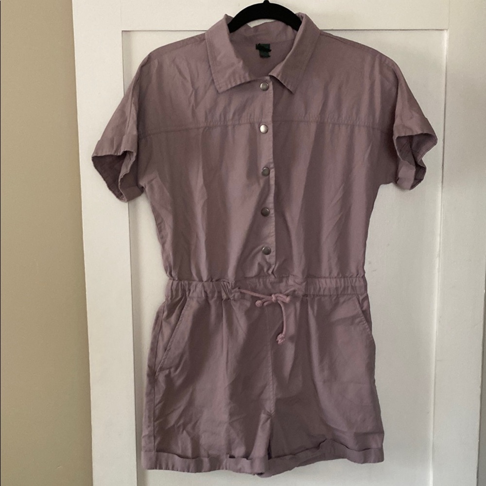 Wild Fable snap front, elastic drawstring waist romper. Size - Small